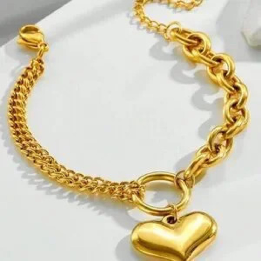 Gold Plated Stainless Steel Heart Charm Bracelet